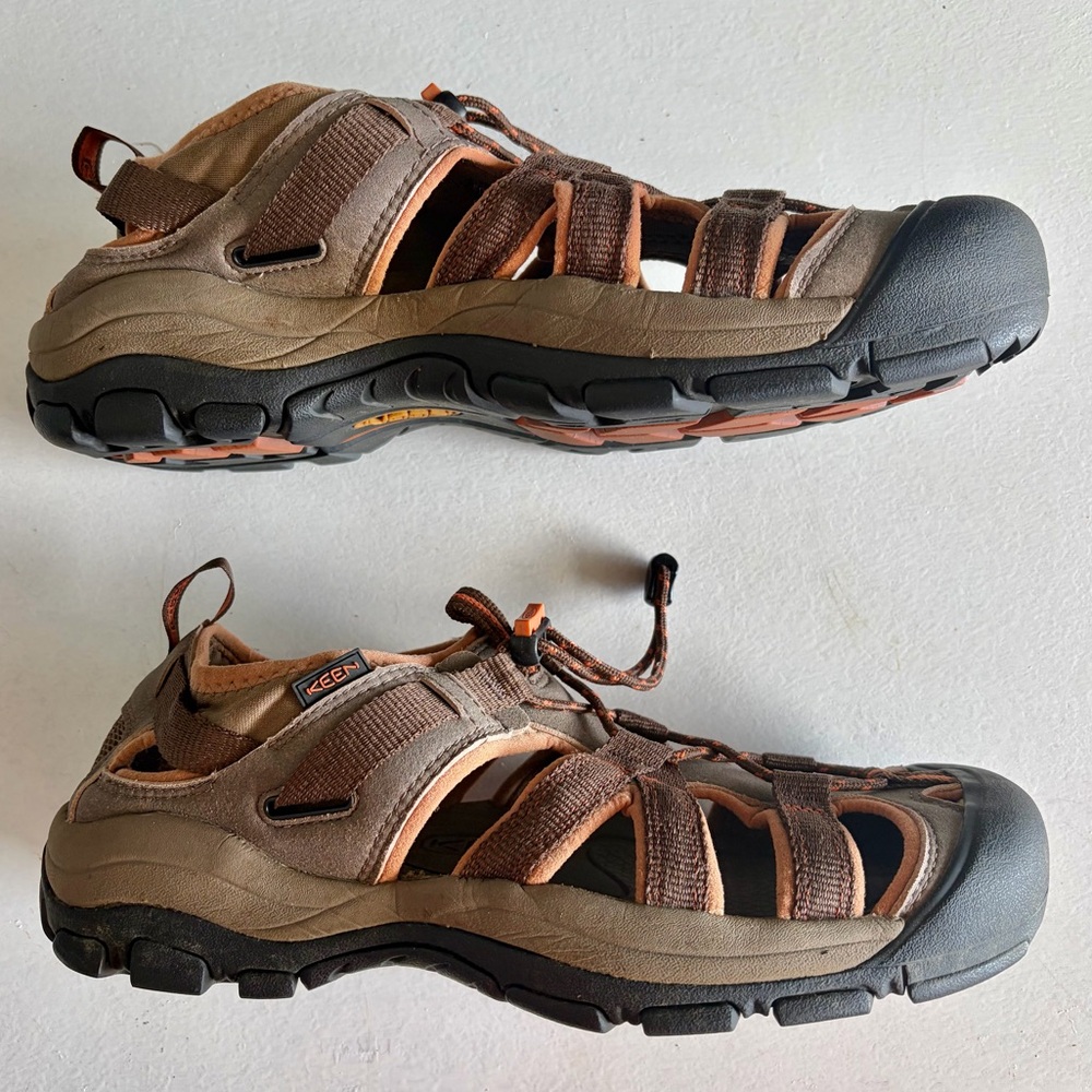 Men's 10 Keen Arroyo Waterproof Hiking Fisherman Sport Sandals Brown Orange